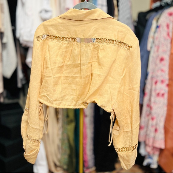 Boteh Linen Yellow Crop Top - Picture 2 of 8